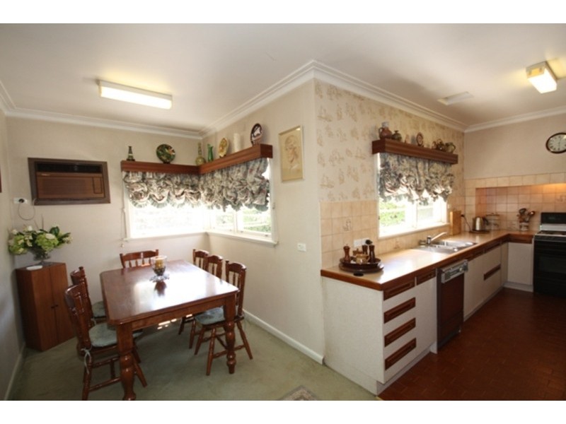 22 Moss Court, Glenroy VIC 3046