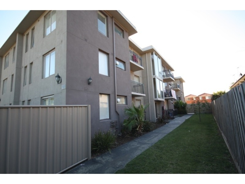 17/30 – 34 Whitehall Street, Footscray VIC 3011