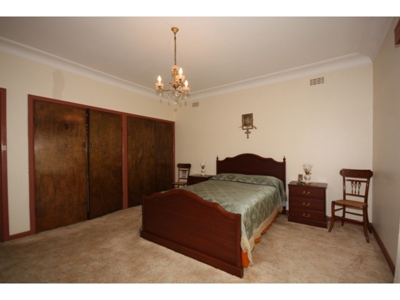 12 Prospect Street, Glenroy VIC 3046