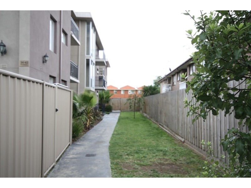 11/30-34 Whitehall Street, Footscray VIC 3011
