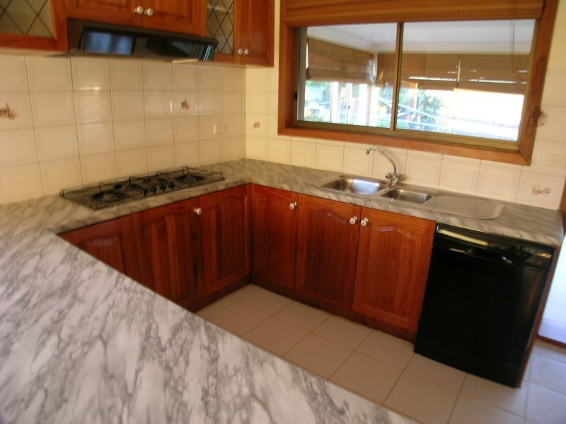 14 Dillwynia Place, Meadow Heights VIC 3048