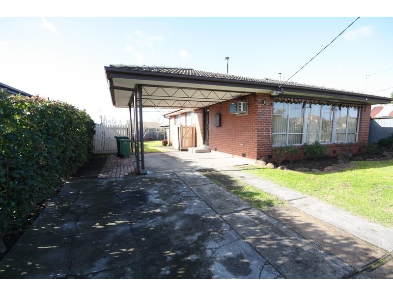 4 Warne Street, Coolaroo VIC 3048