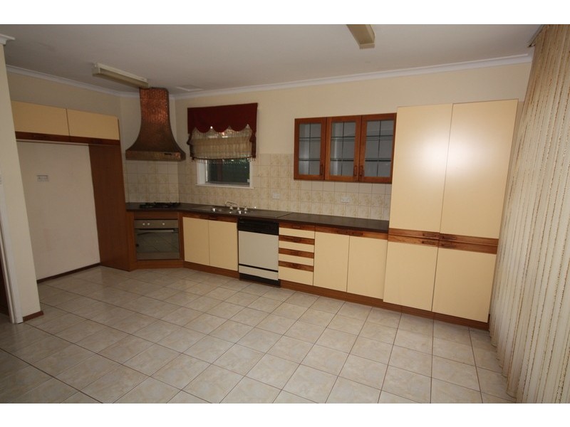 4 Warne Street, Coolaroo VIC 3048