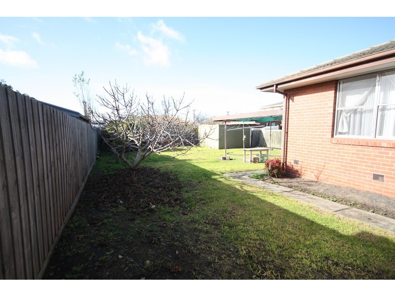 4 Warne Street, Coolaroo VIC 3048