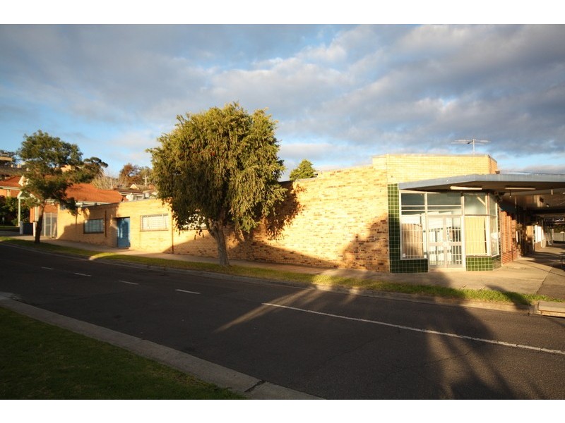 94 Winifred Street, Oak Park VIC 3046
