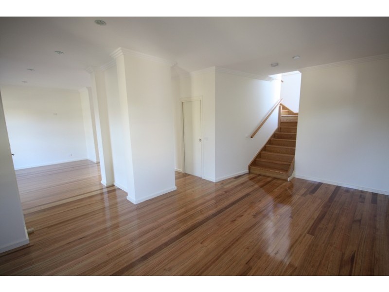 1/56 Winifred Street, Oak Park VIC 3046