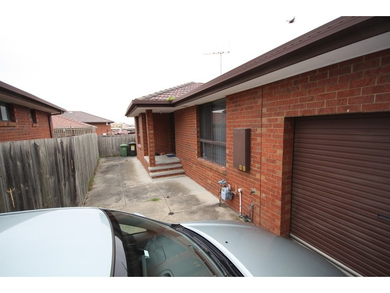 84B Bicentennial Crescent, Meadow Heights VIC 3048