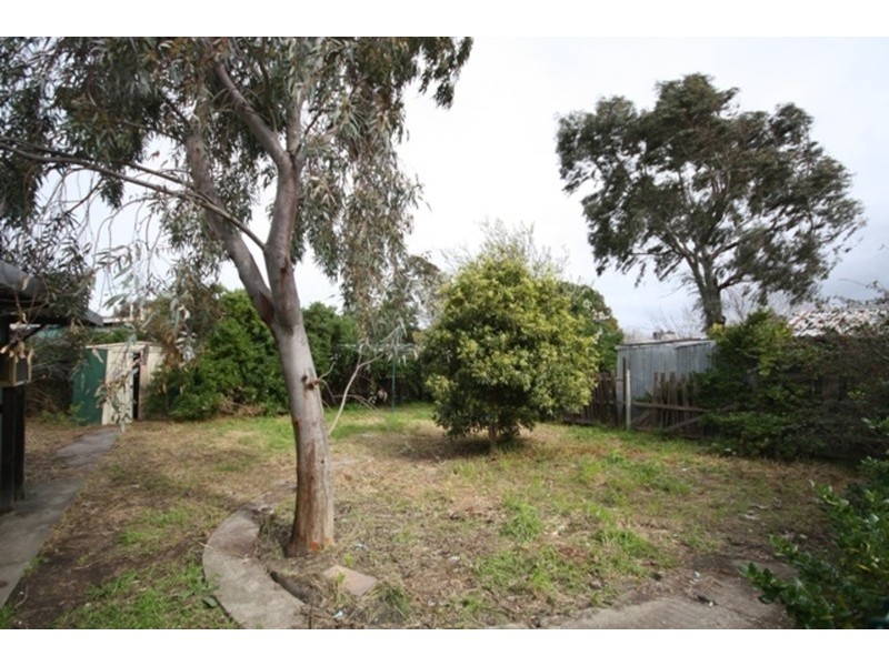 21 Gosford Crescent, Broadmeadows VIC 3047