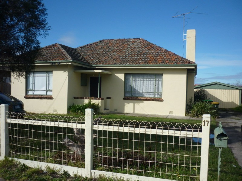 17 Clovelly Avenue, Glenroy VIC 3046