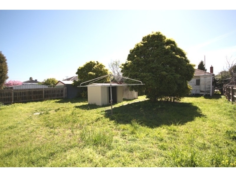 9 Katoomba Street, Hadfield VIC 3046