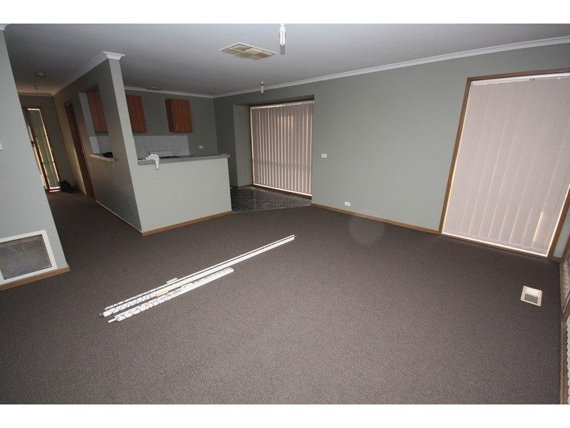 12 Belar Court, Meadow Heights VIC 3048