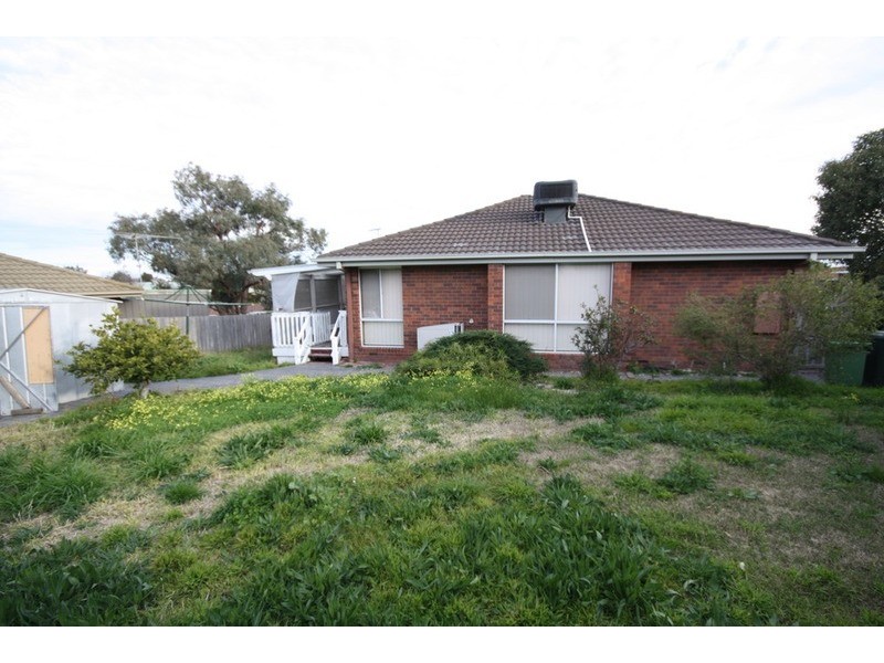 12 Belar Court, Meadow Heights VIC 3048