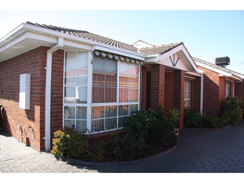 2/12 Lytton Street, Glenroy VIC 3046