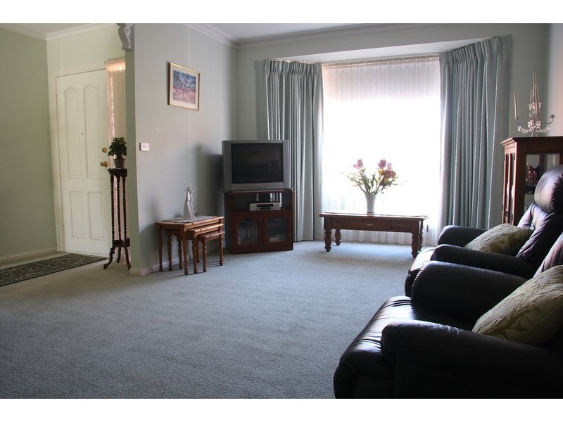 2/12 Lytton Street, Glenroy VIC 3046