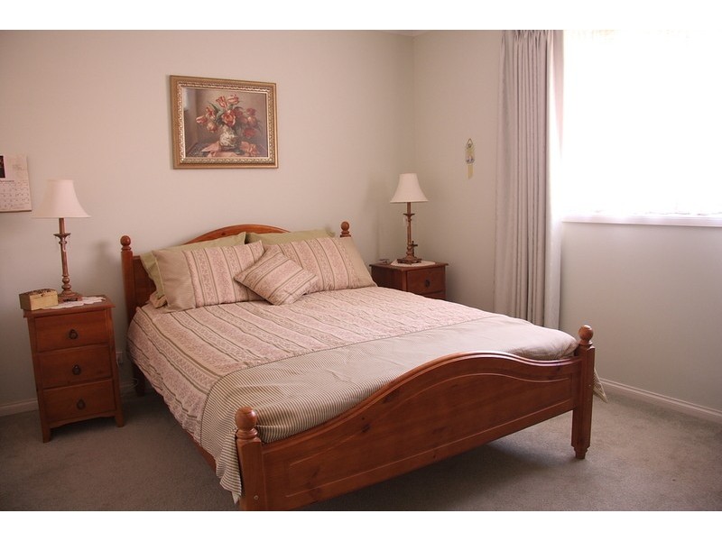 2/12 Lytton Street, Glenroy VIC 3046