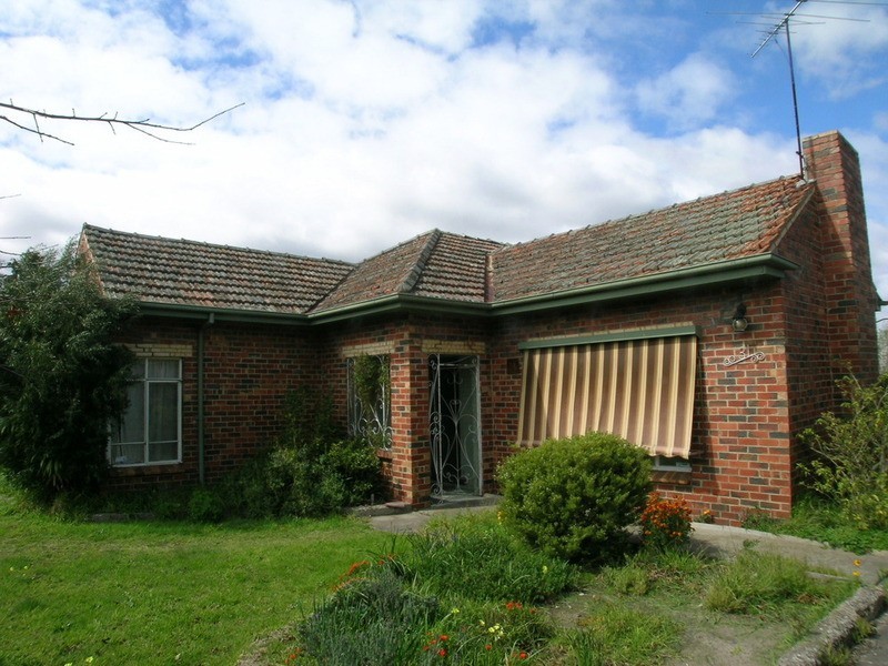 31 Gladstone Parade, Glenroy VIC 3046