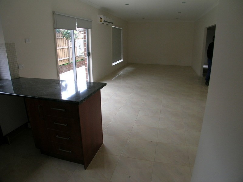 7/2-4 McKerchar Street, Glenroy VIC 3046