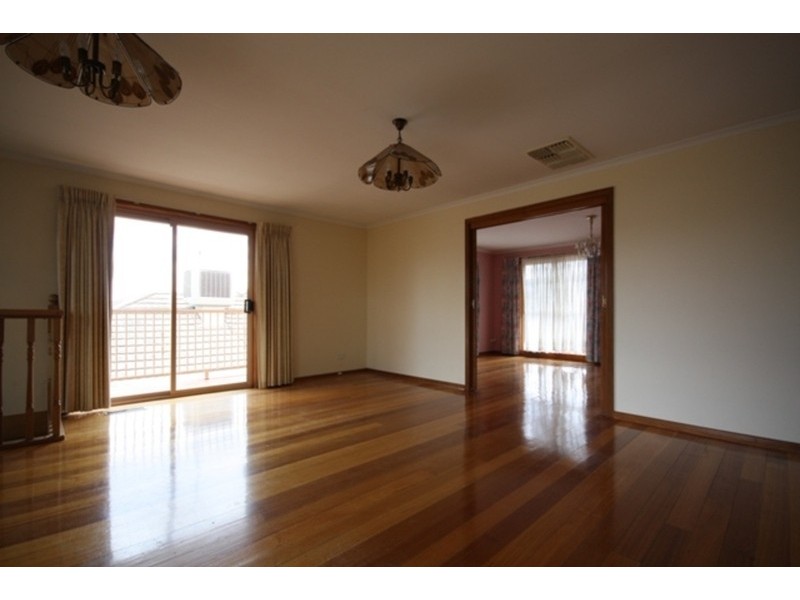 10 Byron Court, Glenroy VIC 3046