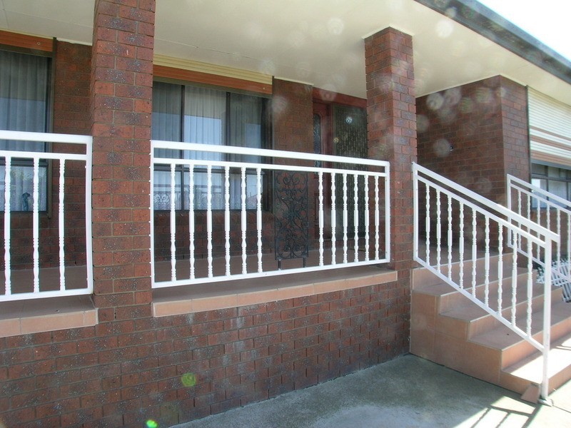 24 Cassinia Crescent, Meadow Heights VIC 3048