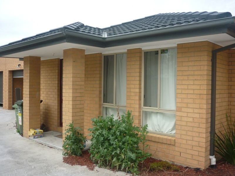 2/6 Ortolan Street, Broadmeadows VIC 3047