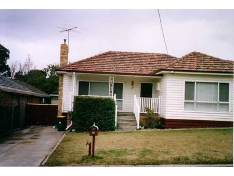 15 Murphy Street, Oak Park VIC 3046