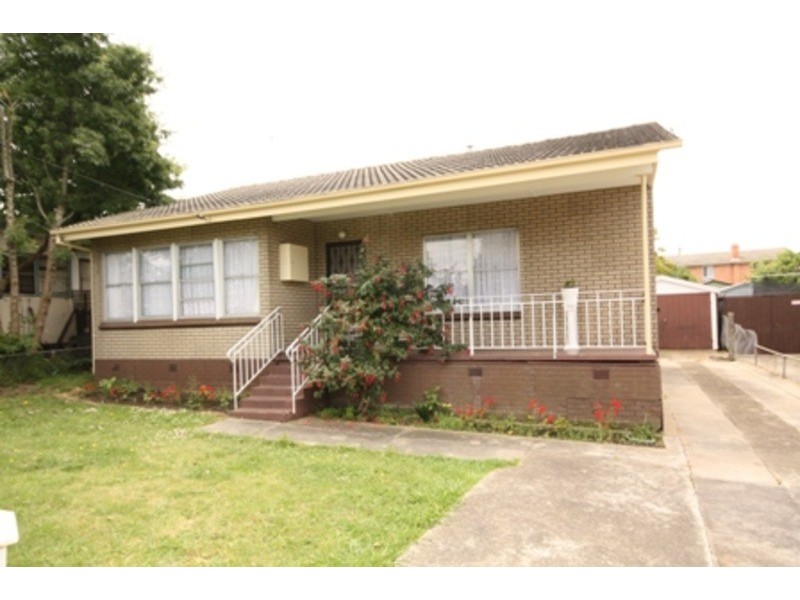 10 Calivil Street, Dallas VIC 3047