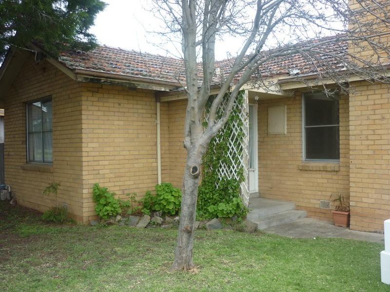 9 Emu Parade, Jacana VIC 3047