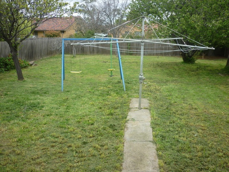 9 Emu Parade, Jacana VIC 3047