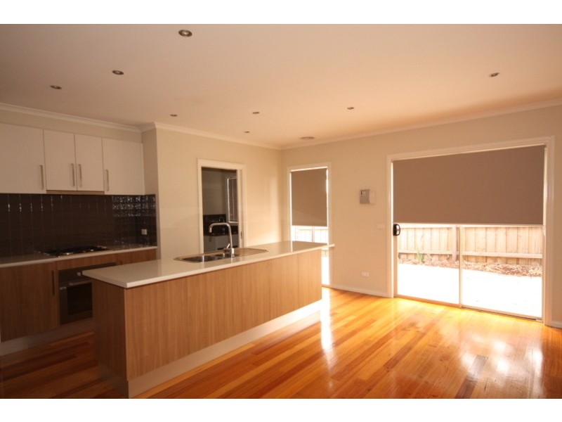 6 Muntz Avenue, Glenroy VIC 3046