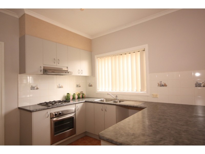 11 Desna Place, Roxburgh Park VIC 3064