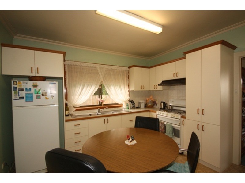 29 Melbourne Avenue, Glenroy VIC 3046