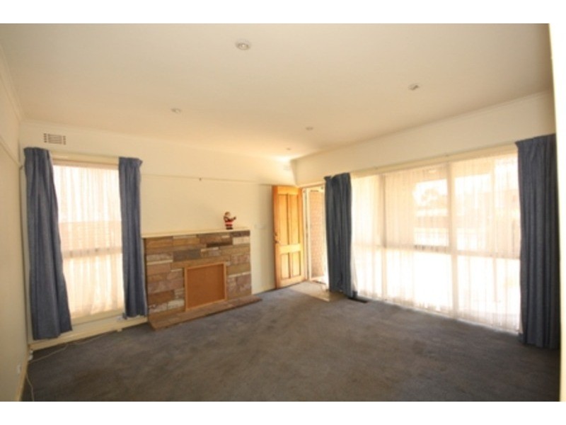 49 Sunset Boulevard, Jacana VIC 3047