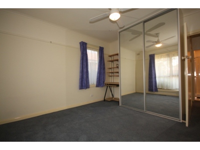 49 Sunset Boulevard, Jacana VIC 3047