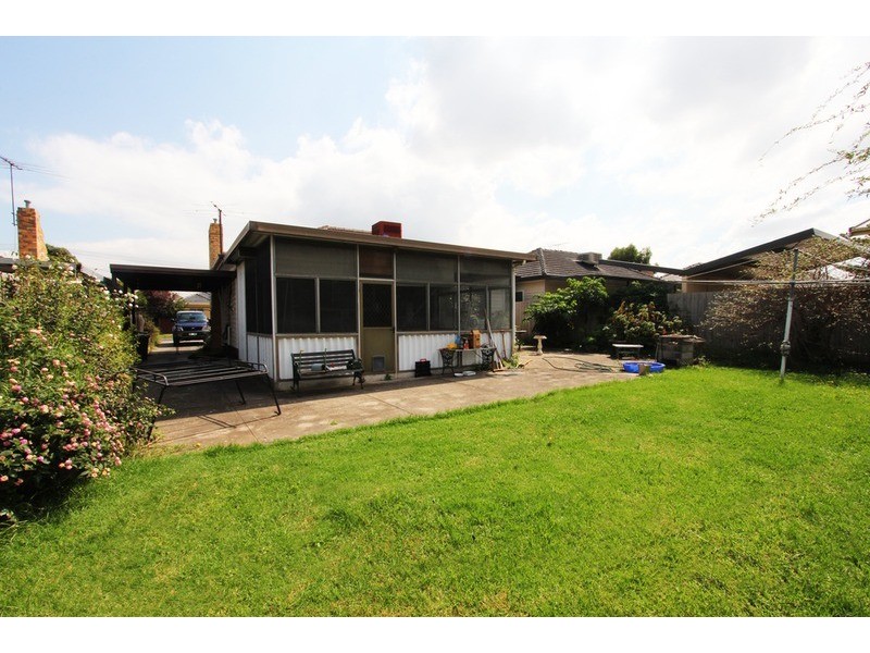 42 Hubert Avenue, Glenroy VIC 3046