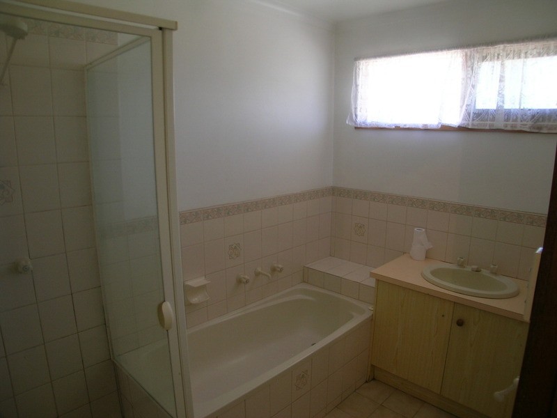 10 Newhaven Road, Craigieburn VIC 3064