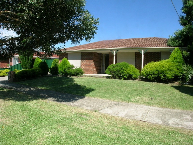 10 Newhaven Road, Craigieburn VIC 3064