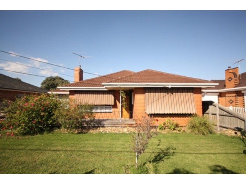 30 Eucra Street, Hadfield VIC 3046