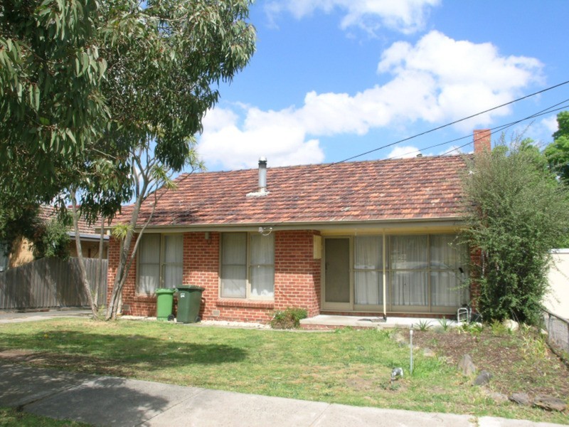 13 Fidge Court, Jacana VIC 3047