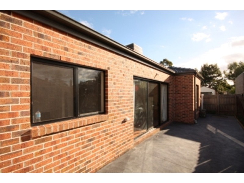 2/38 Loongana Avenue, Glenroy VIC 3046