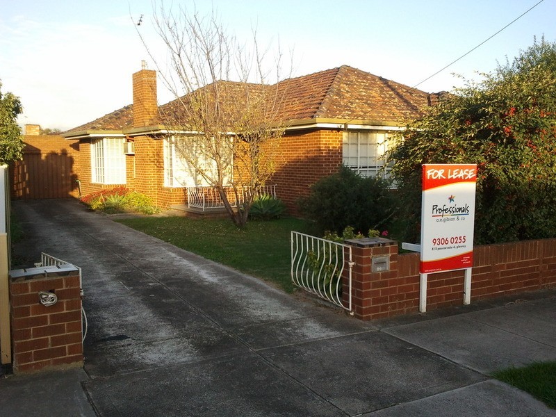 84 Chapman Avenue, Glenroy VIC 3046