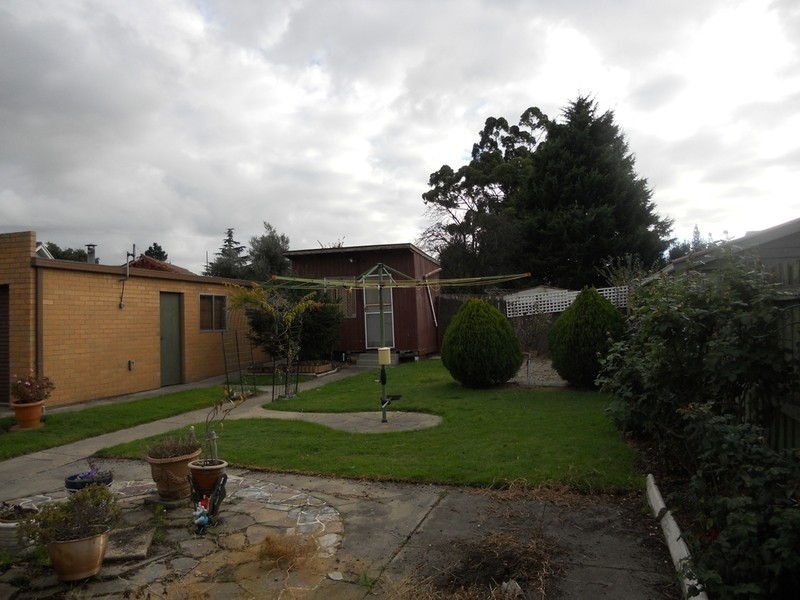 28 Sunset Boulevard, Jacana VIC 3047