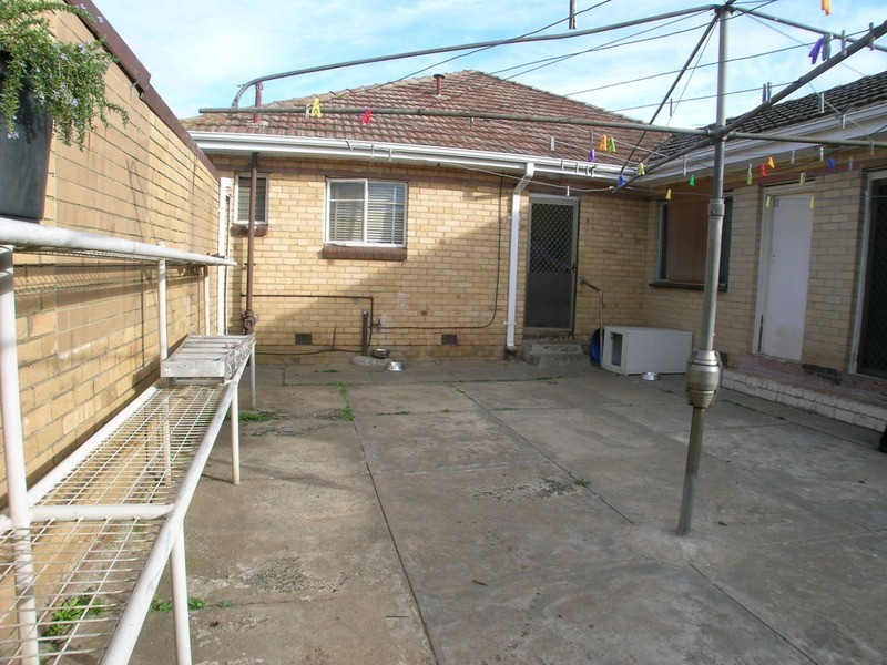 2 Lynch Road, Fawkner VIC 3060