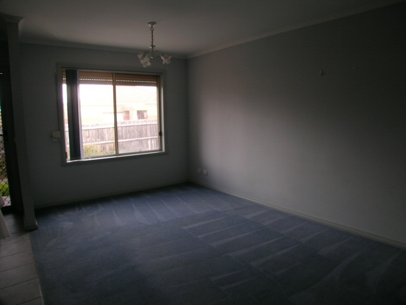 2/30 Prospect Street, Glenroy VIC 3046