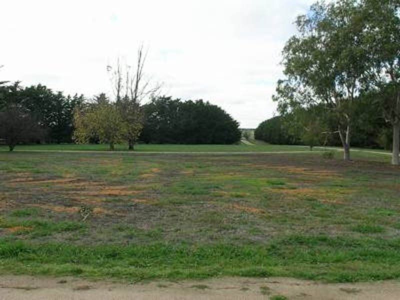 125 Konagaderra Road, Oaklands Junction VIC 3063