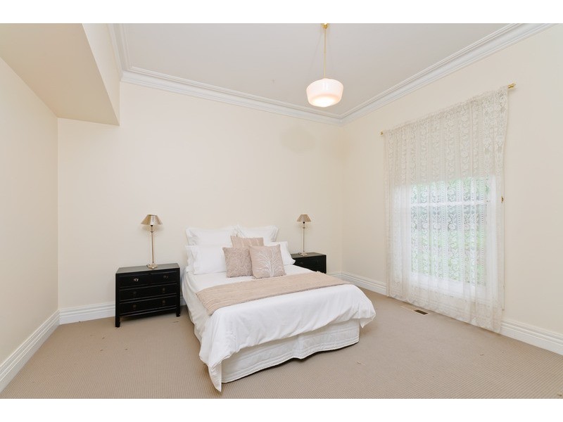 46 Vanberg Road, Essendon VIC 3040