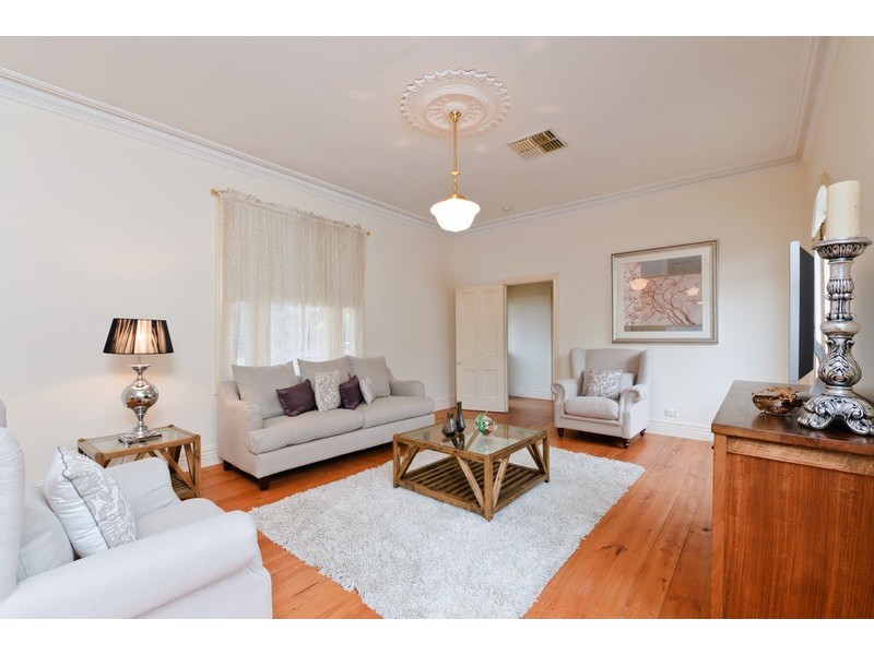 46 Vanberg Road, Essendon VIC 3040