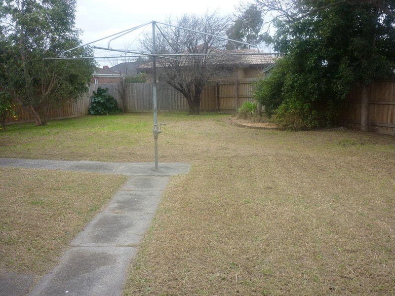 76 Wheatsheaf Road, Glenroy VIC 3046