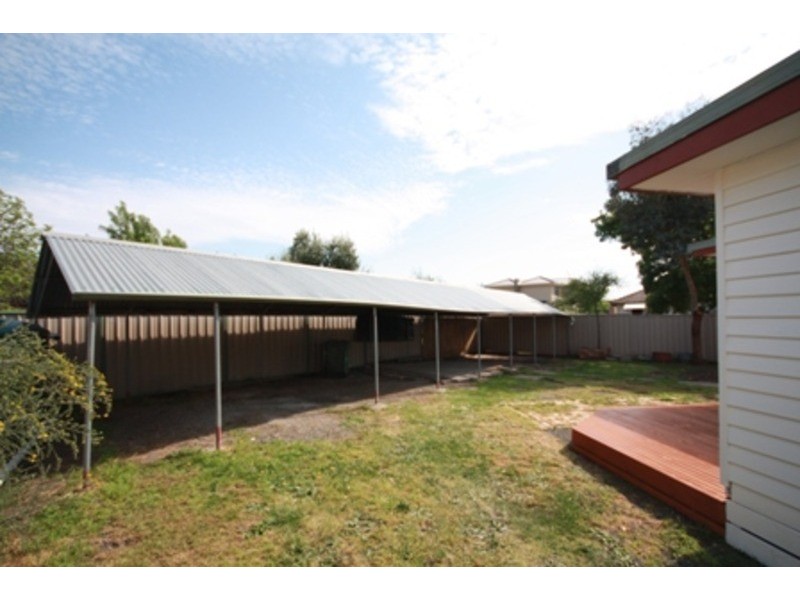 2/9 Evans Court, Broadmeadows VIC 3047