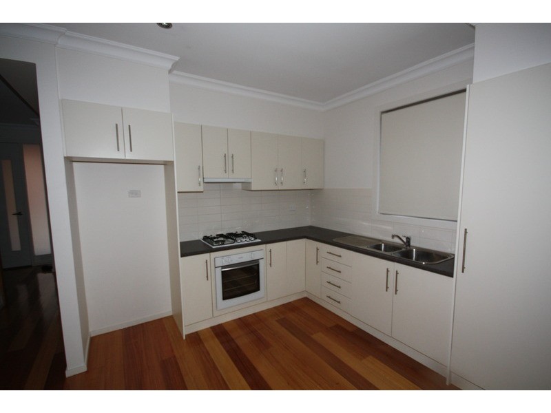 2/117 North Street, Hadfield VIC 3046