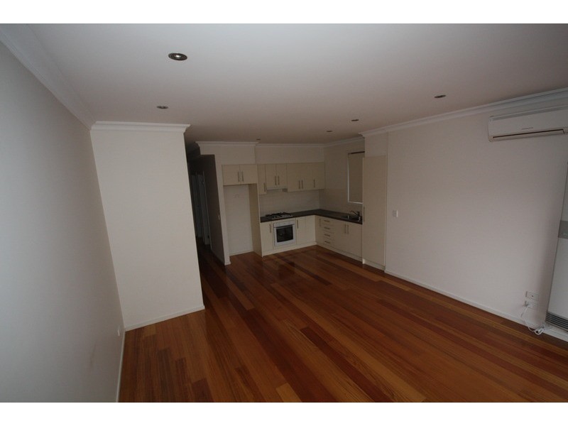 2/117 North Street, Hadfield VIC 3046